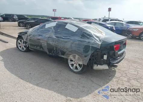 2017 Jaguar Xe Premium z USA, uszkodzony, nr VIN SAJAD4BN7HA952347